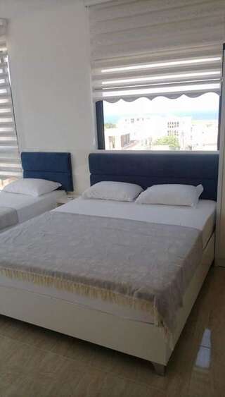 Отель GARNİ HOTEL LANA Добра-Вода Трехместный номер-15