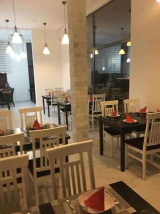 Отель GARNİ HOTEL LANA Добра-Вода Трехместный номер-47