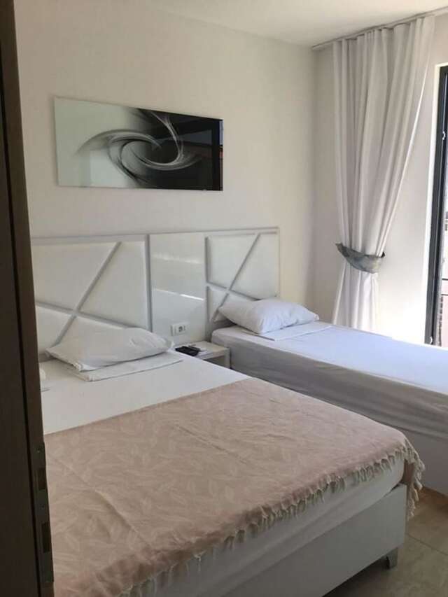 Отель GARNİ HOTEL LANA Добра-Вода-6